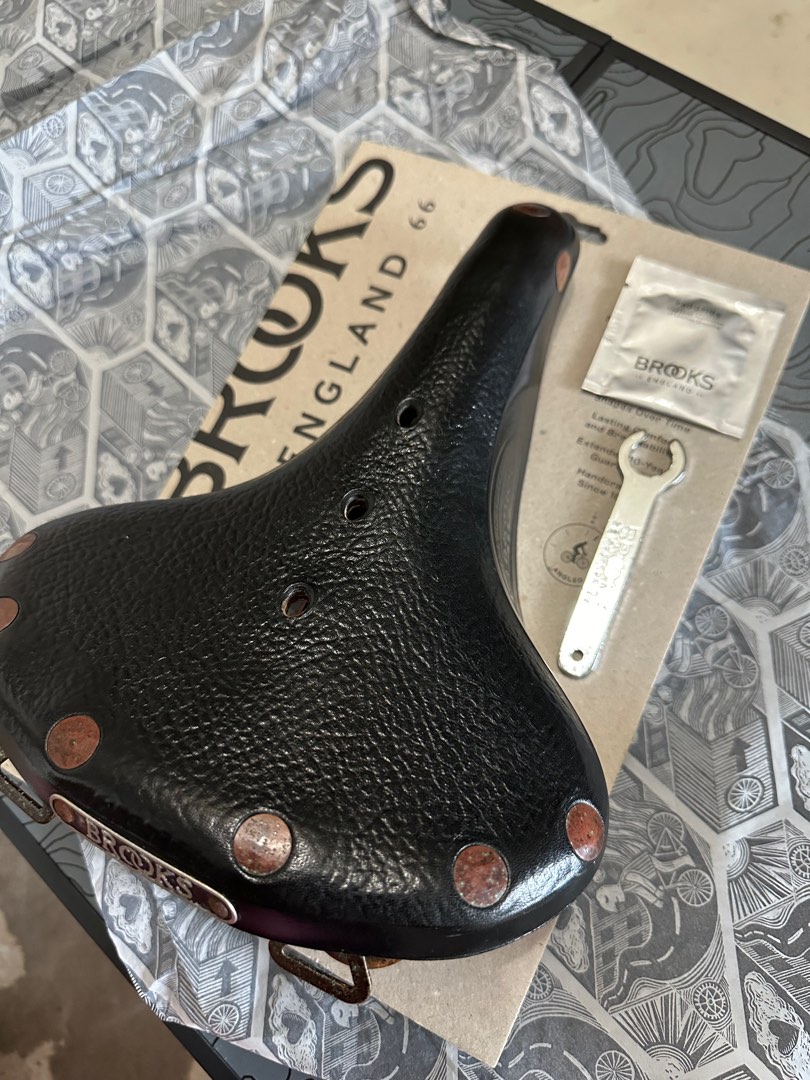 Brooks B67 special black, Sports Equipment, Bicycles & Parts, Parts