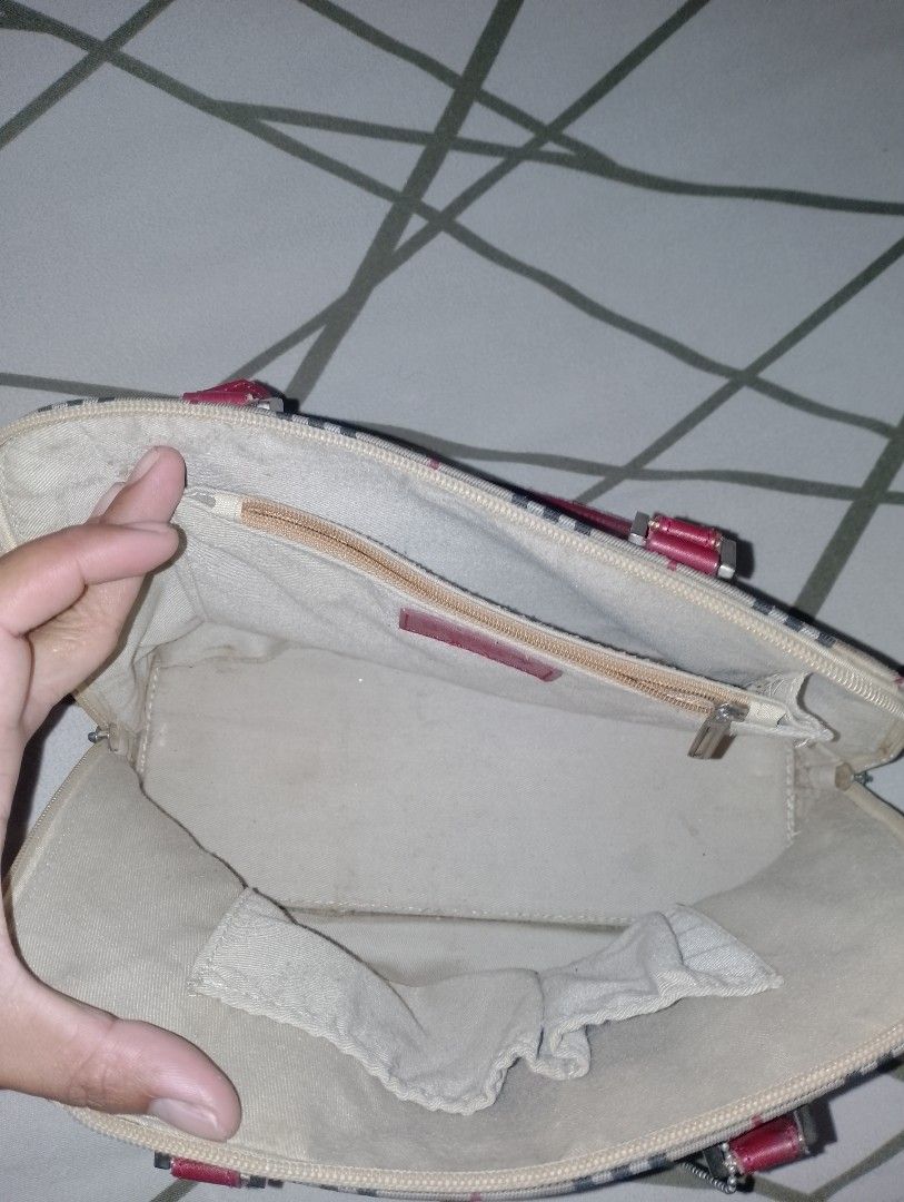 Burberry london hotsell plaid purse