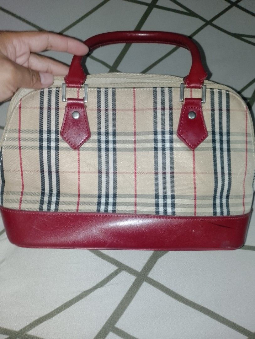 Burberry london plaid hot sale purse