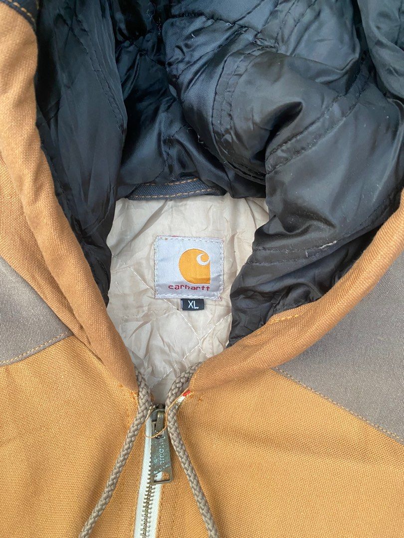 Carhartt jacket hood attachment top