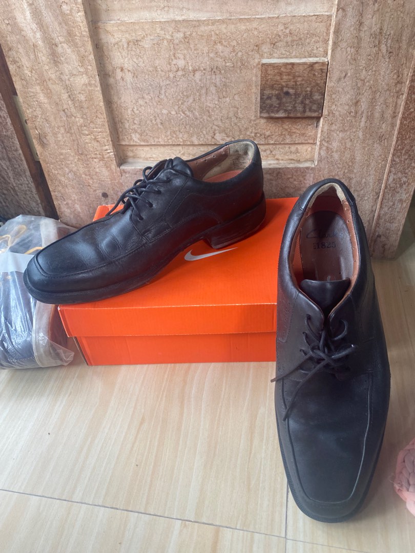 Clarks Black leather shoes, Men's Fashion, Footwear, Dress Shoes on ...