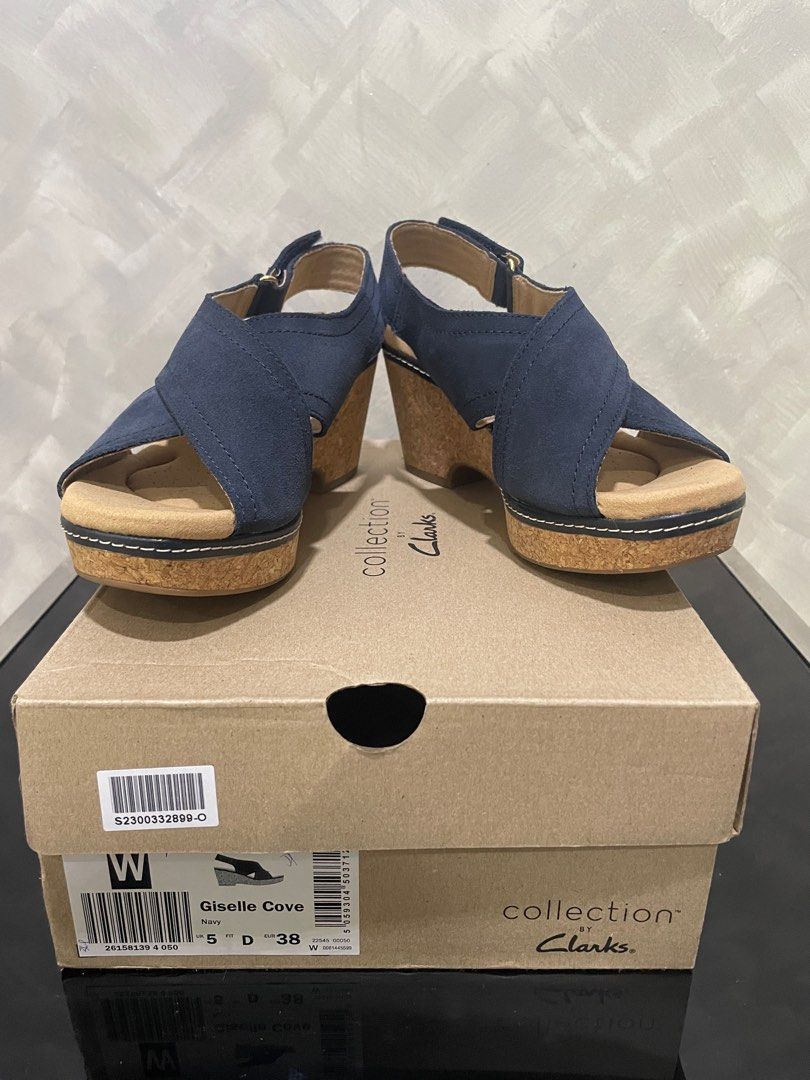 Clarks flats clearance hot sale