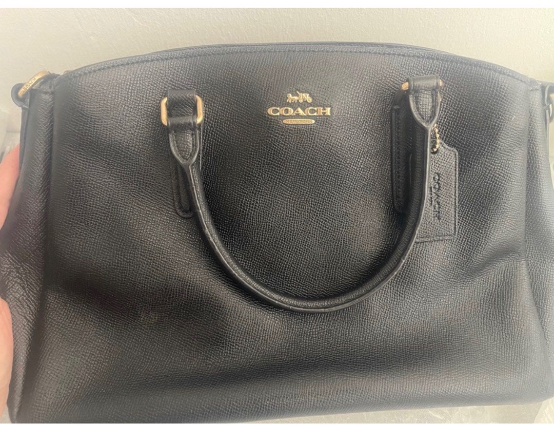 COACH & GUESS ORIGINAL, Women's Fashion, Bags & Wallets, Shoulder Bags