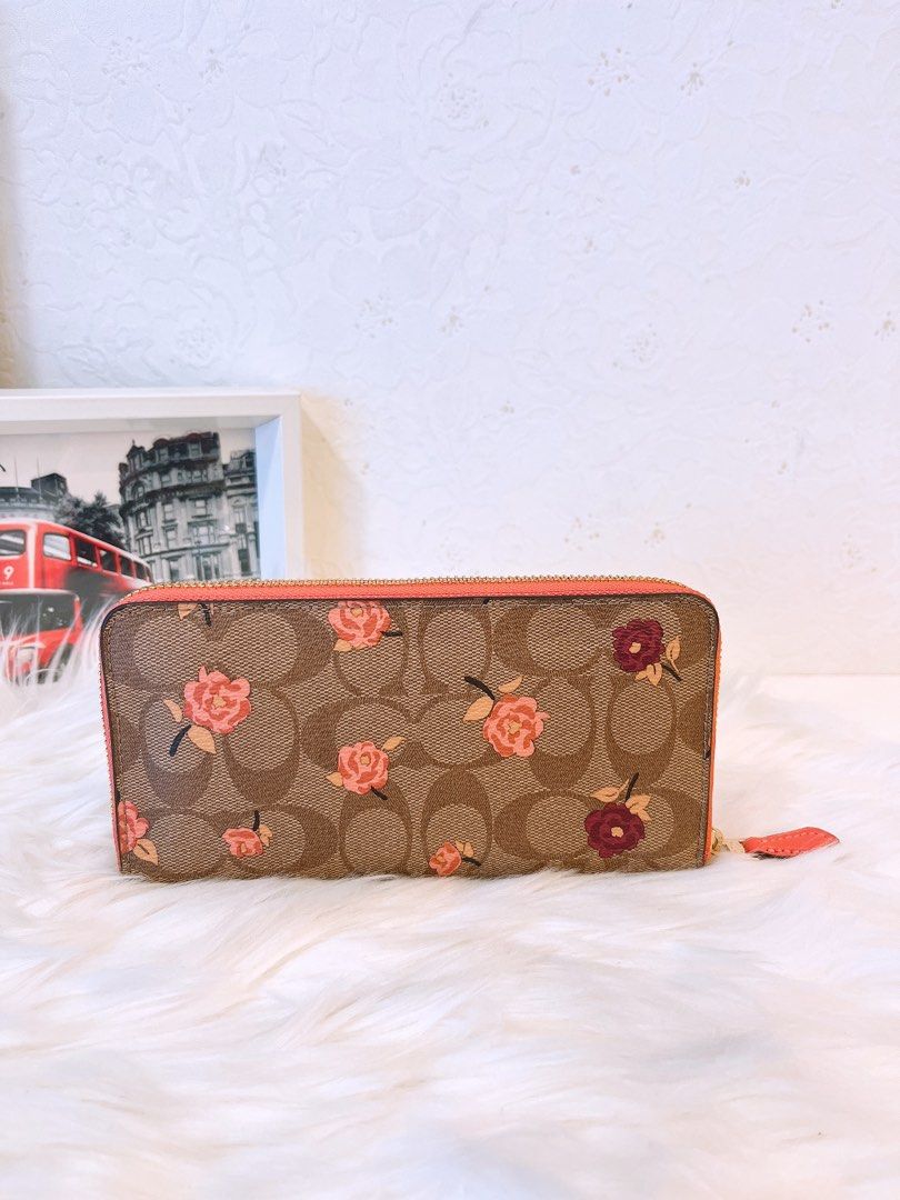 COACH ACCORDION ZIP WALLET IN SIGNATURE CANVAS WITH TOSSED PEONY