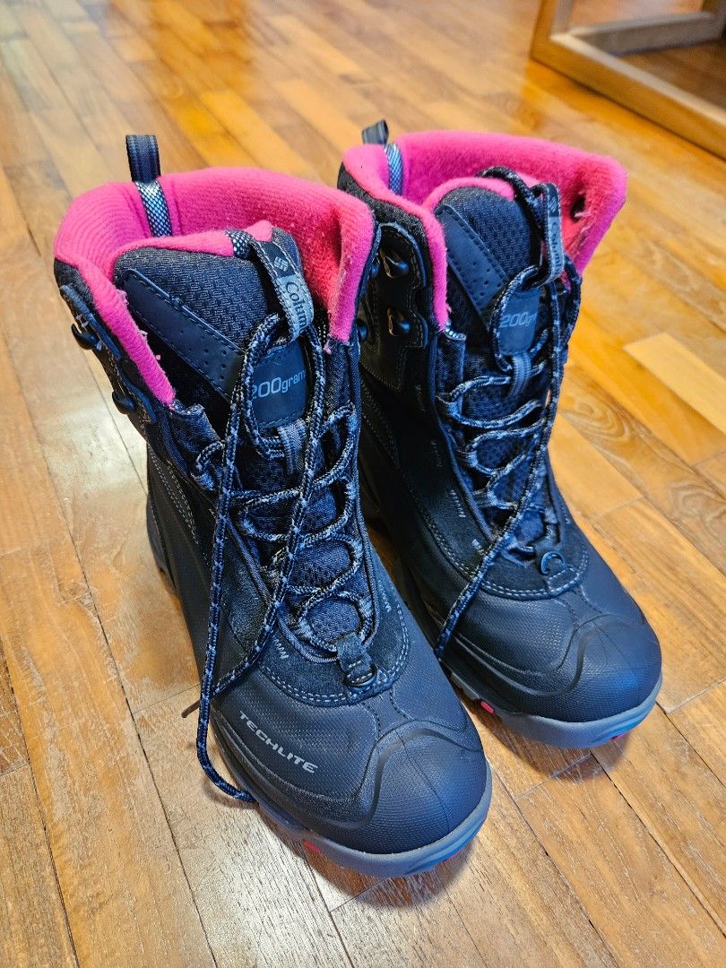 Columbia techlite snow top boots