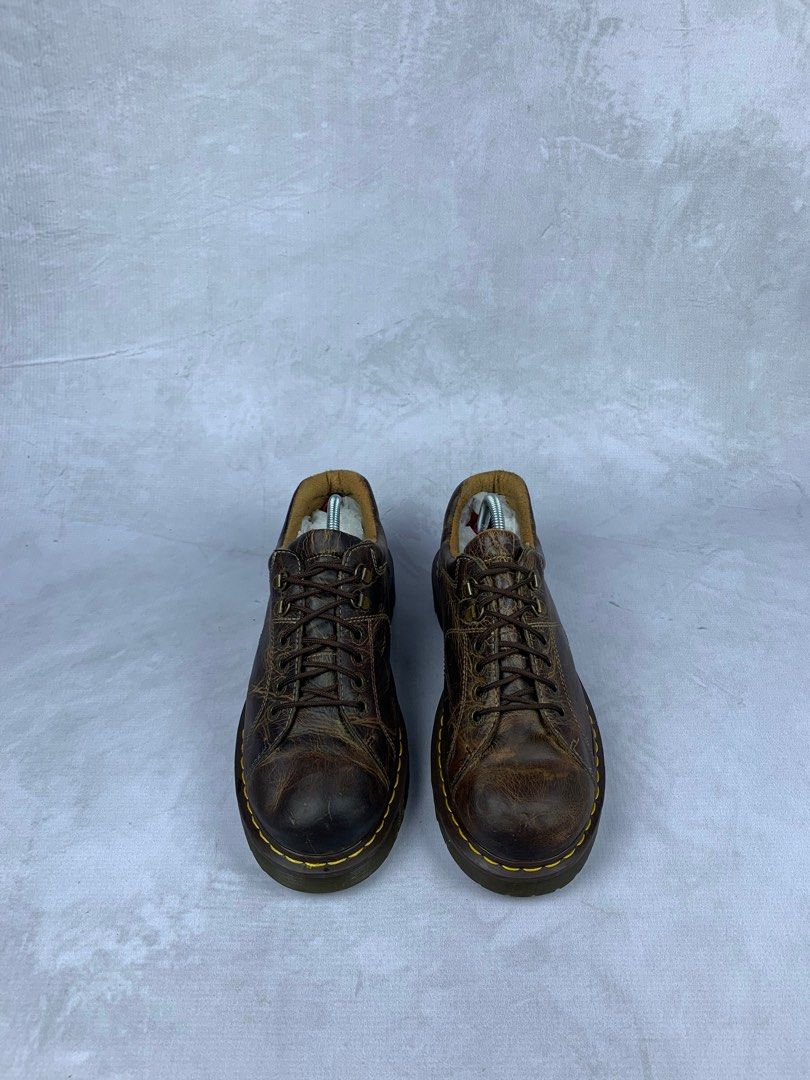 Dr martens 10940 store