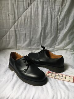 DR. MARTENS OXFORD 3 HOLE MIE