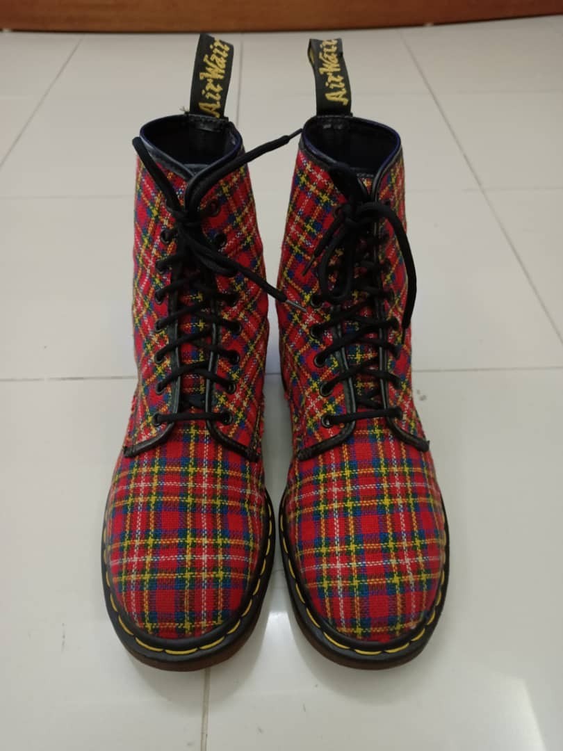 Dr Martens Tartan Plaid Boots 8 UK (MIE), Men's Fashion, Footwear ...