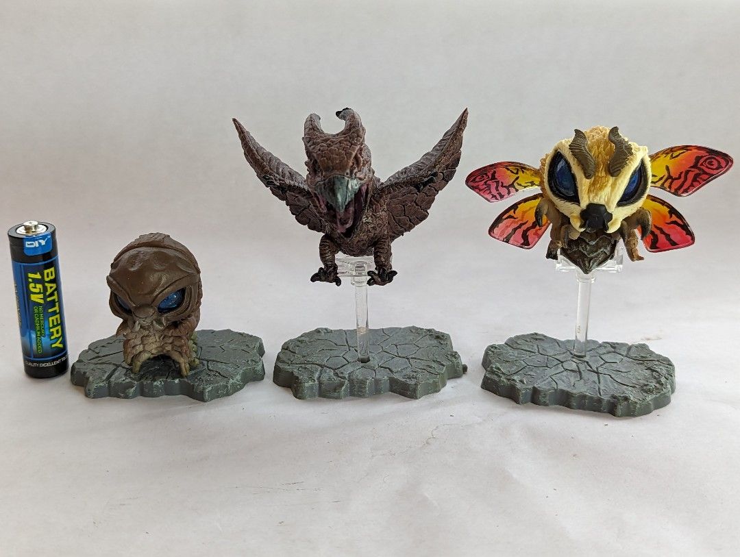 Godzilla mothra figure 2025