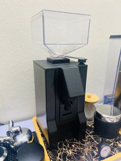 (Category: ) located in . Submitted by aat.thriftstore (Listing ID 1259307338, Image 1). Description: .