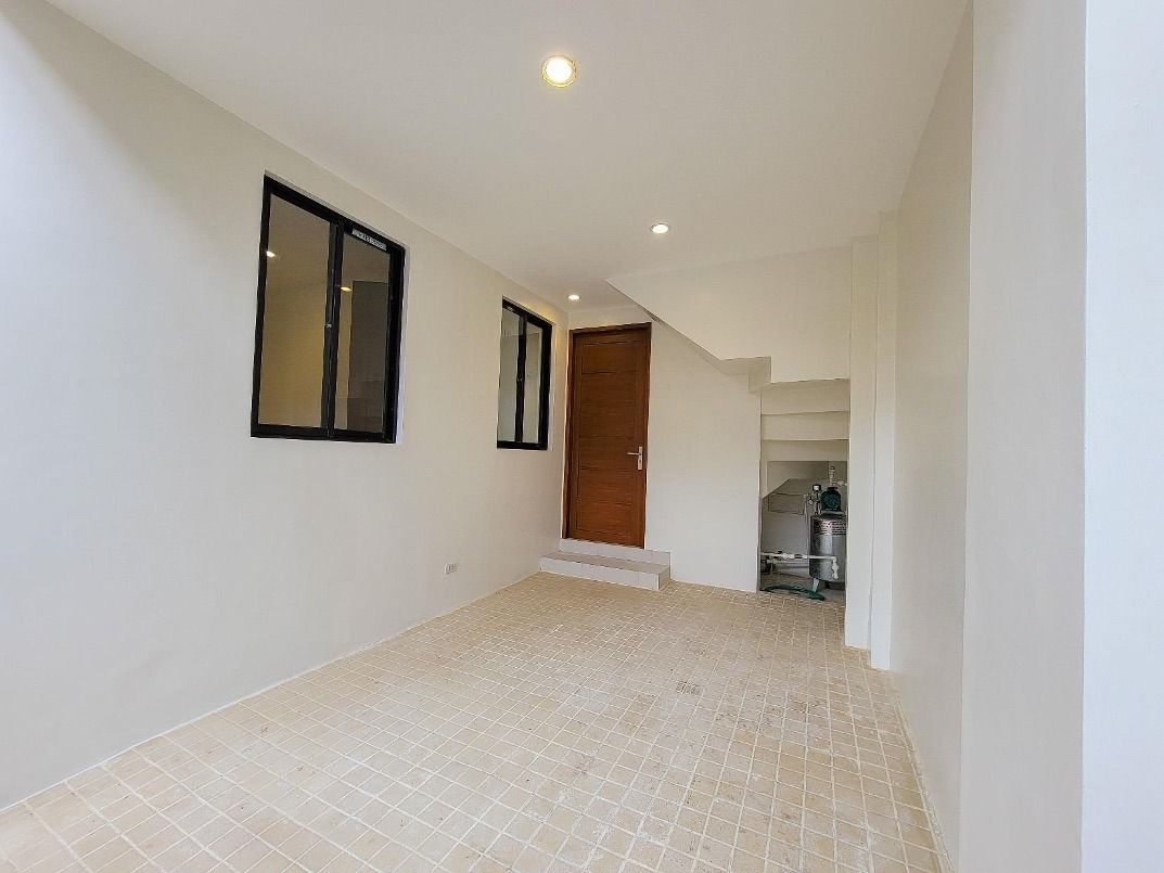3BR Better Living Sun Valley Paranaque Modern Townhouse House For Sale Near Merville, San