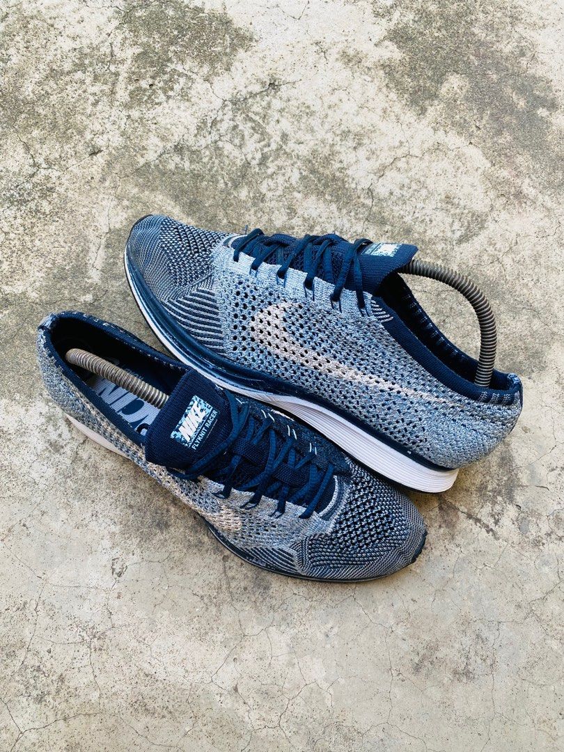 Flyknit racer blue tint hotsell