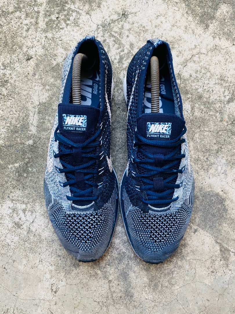 Flyknit racer hotsell blue tint