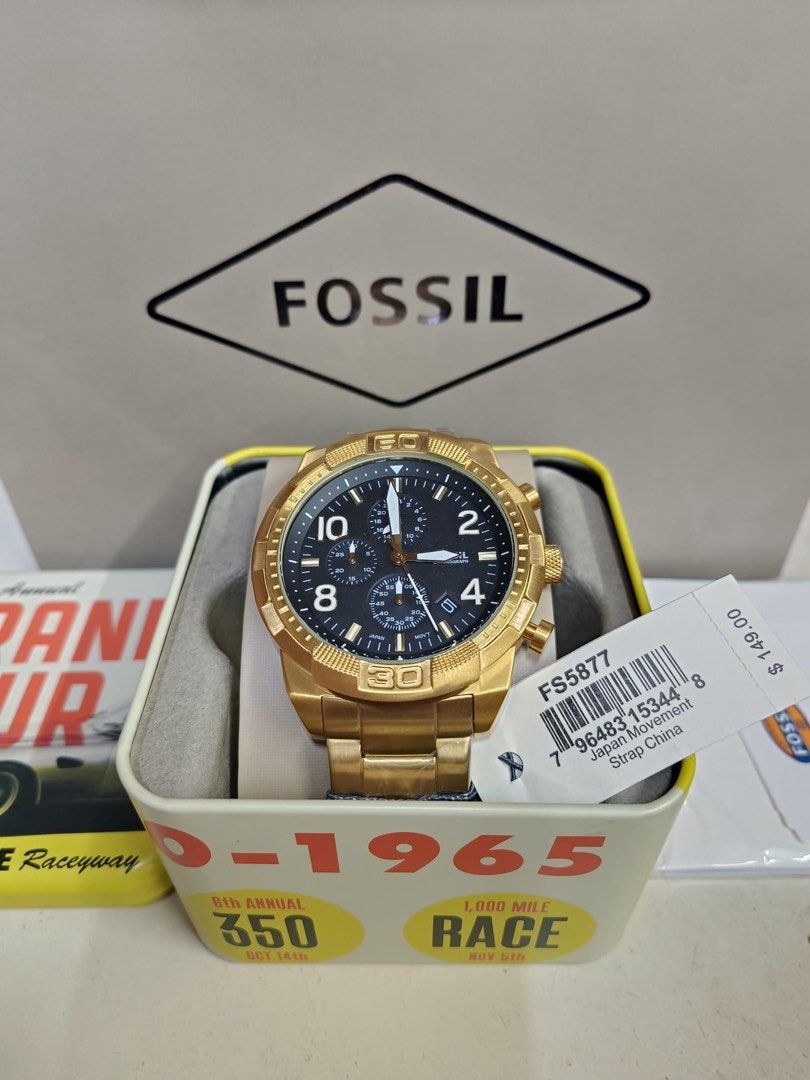 Fossil uptown discount mall