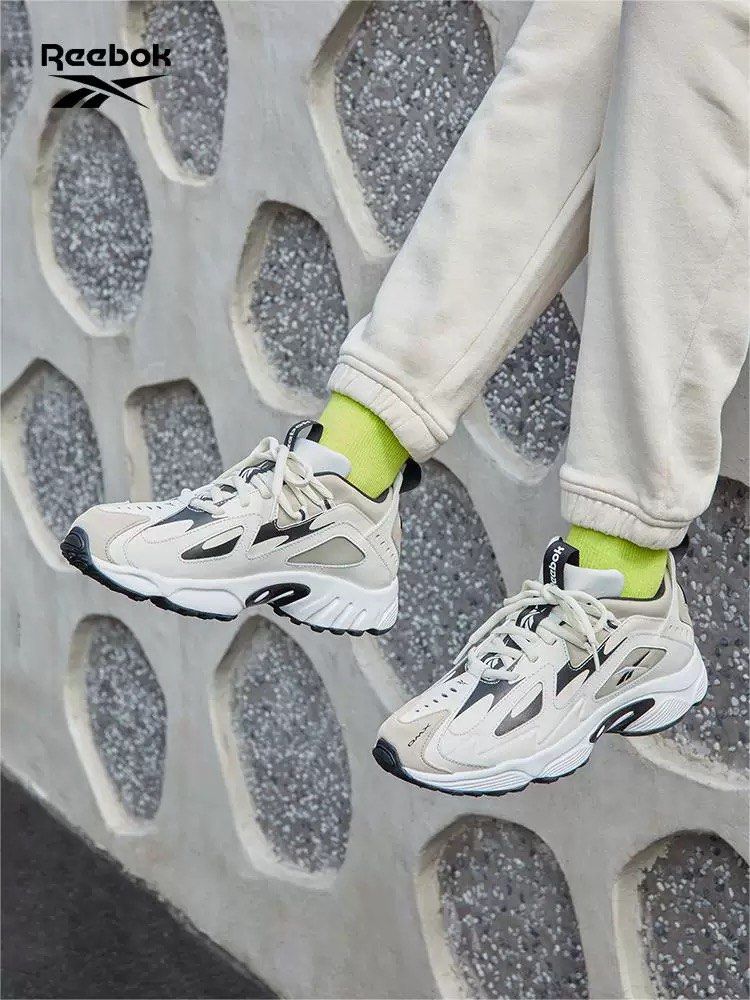 Free Gift 100 Authentic Reebok Training shoes same shoe as