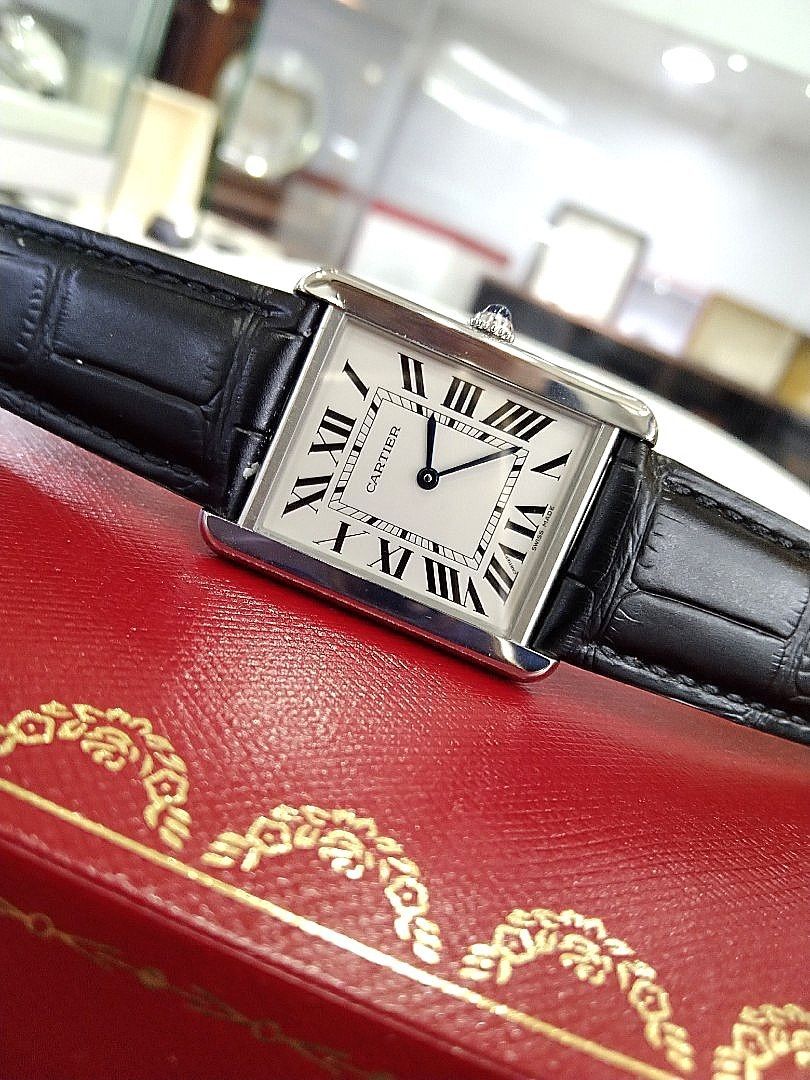 Cartier tank best sale solo sizes