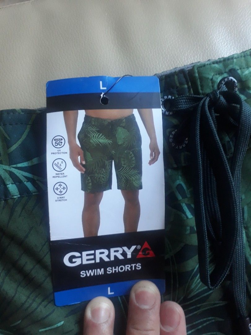 Gerry water shorts top