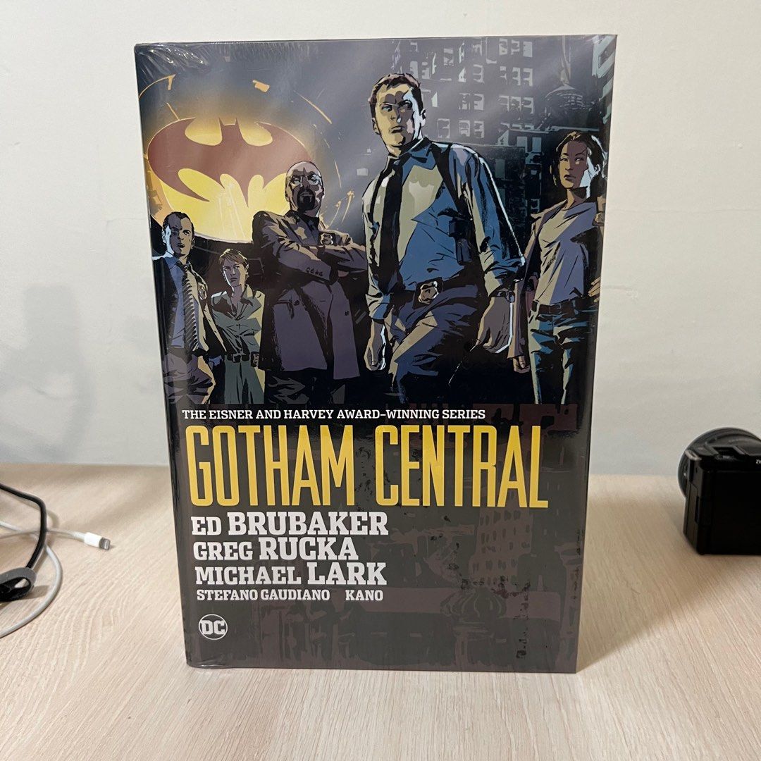 Gotham Central Omnibus Hobbies Toys Books Magazines Comics