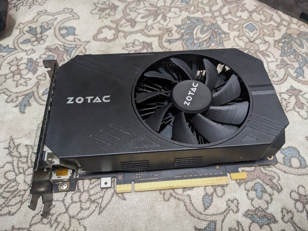 Gtx 960 2gb Ssd 240gb ram 8gb 2x processor i7 4th gen Active