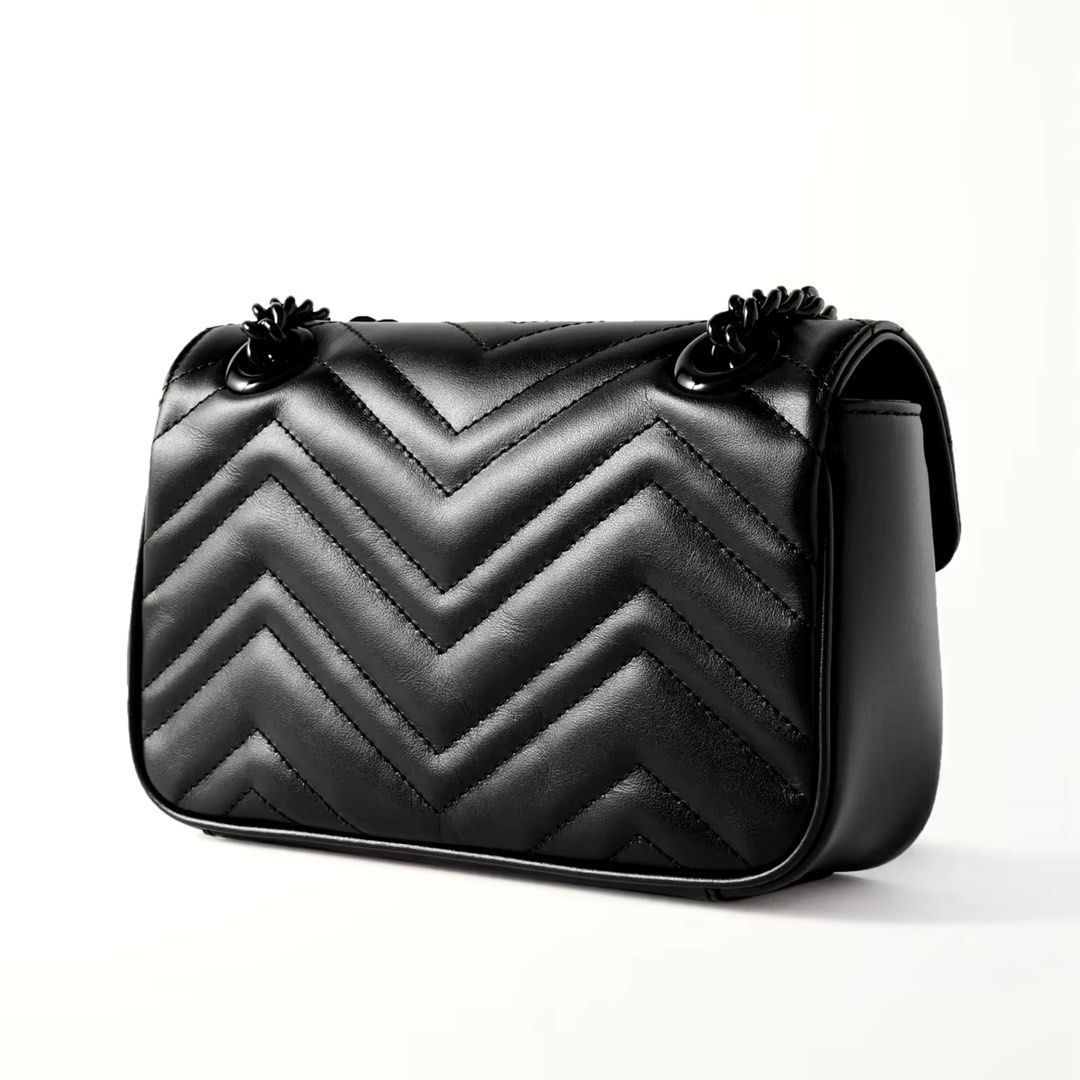 Chevron hotsell gucci bag