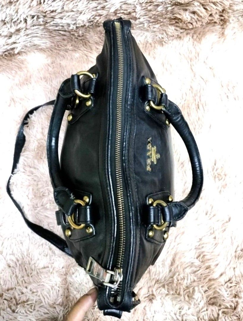 Harga outlet handbag prada