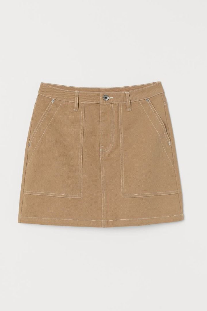 H&M Divided Khaki Skirt (Category: Skirts) located in Manila. Submitted by frftch (Listing ID 1259280750, Image 1). Description: H&M Divided Khaki Contrast Stitch Skirt with Pockets Size 2 XS 26” width 16" length more pics soon! .