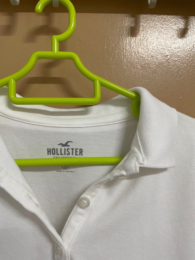 Hollister polo shirt, Women's Fashion, Tops, Shirts on Carousell