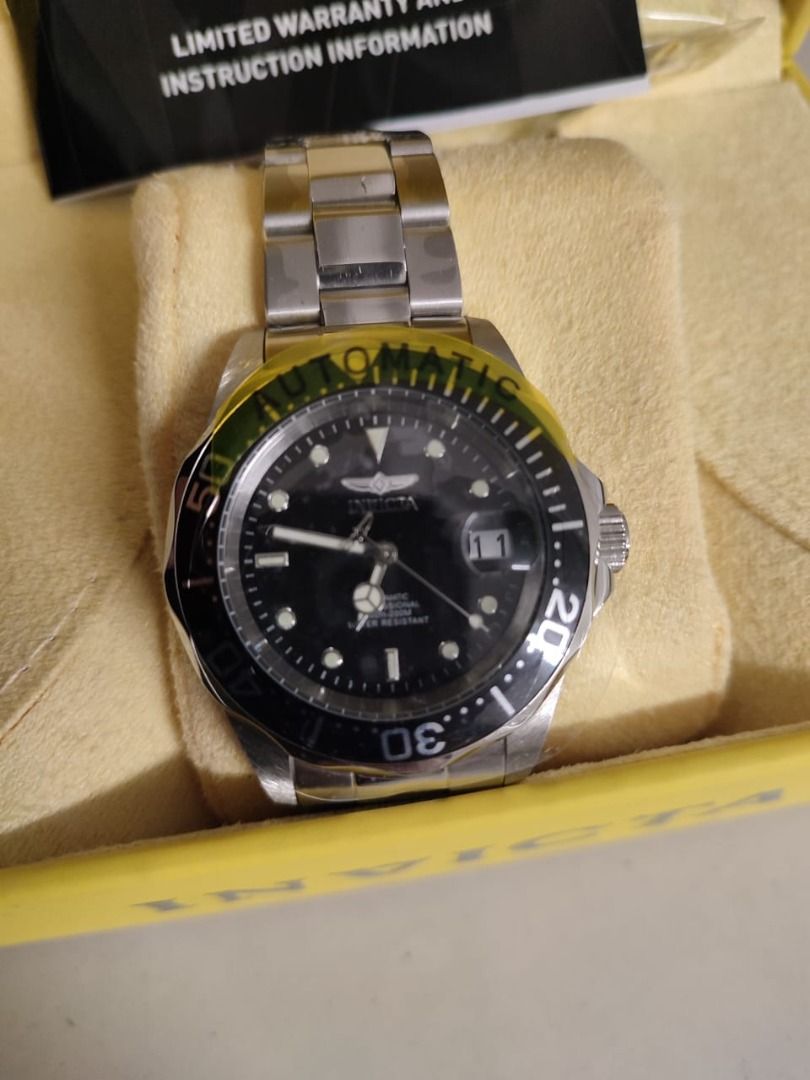 Invicta 8296 online