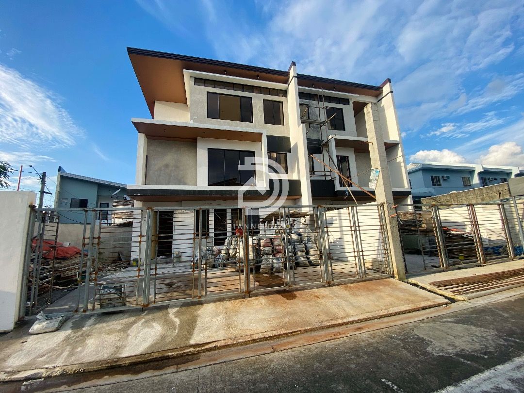 Inviting Modern 3 Storey House for Sale in Vista Verde, Cainta, Rizal