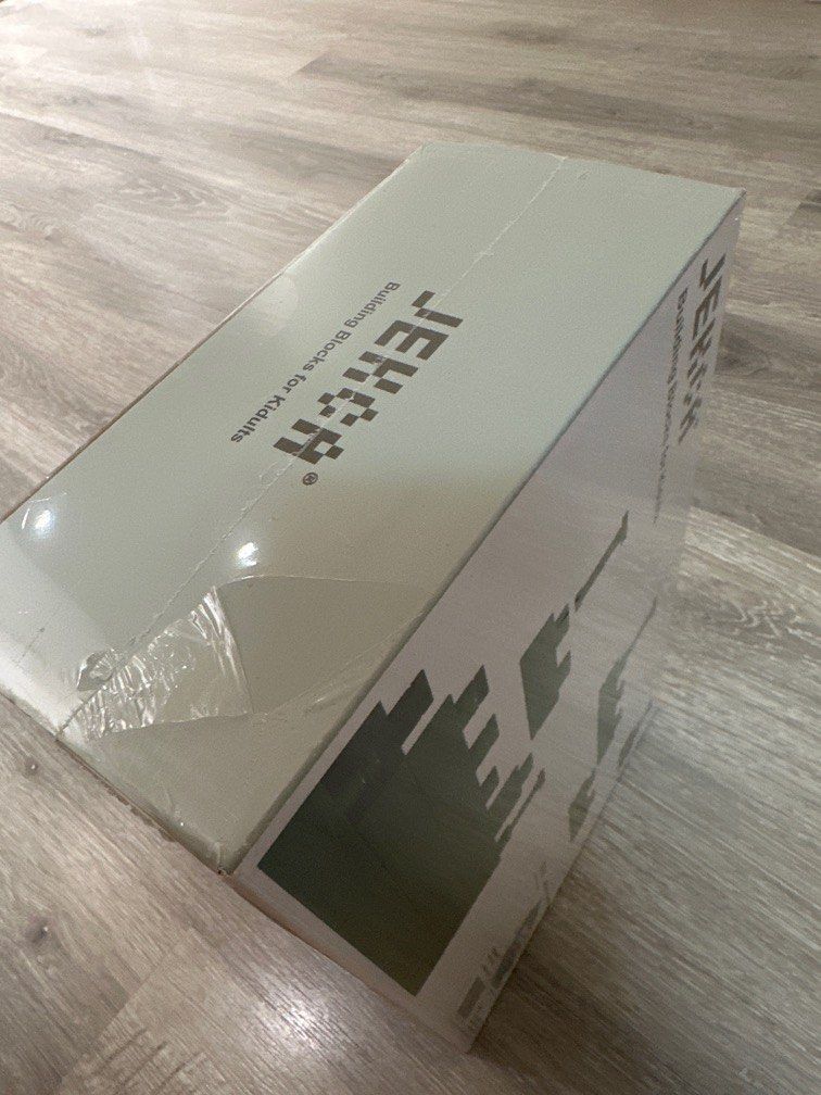 JEKCA Sanrio/Building Blocks for Kidults/Hangyodon水怪漢頓, 興趣及遊戲, 玩具與遊戲在旋轉拍賣