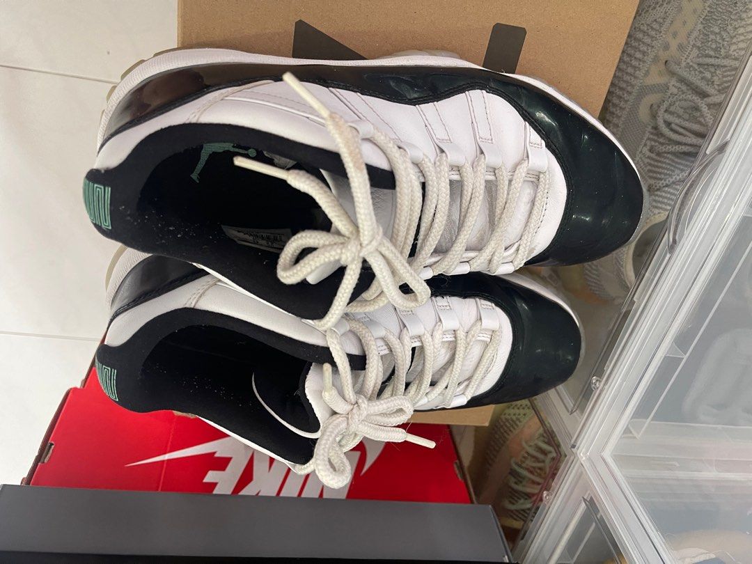 11 emerald hot sale