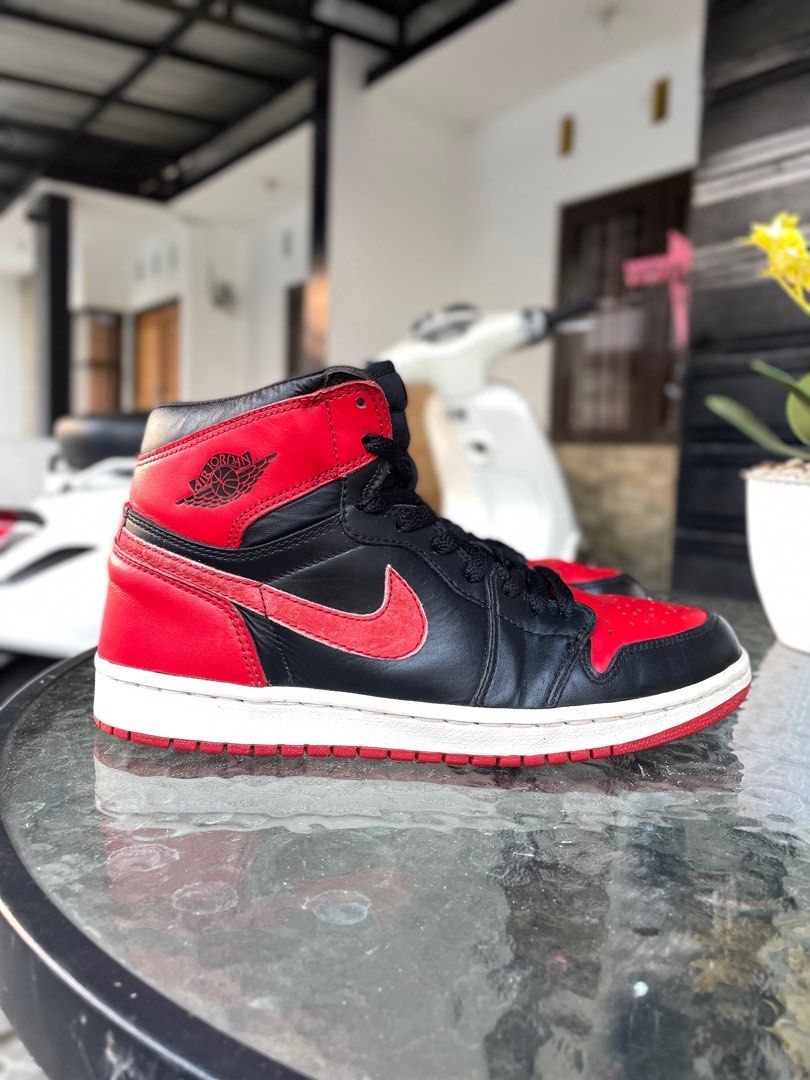 Jordan 1 banned 2001 on sale