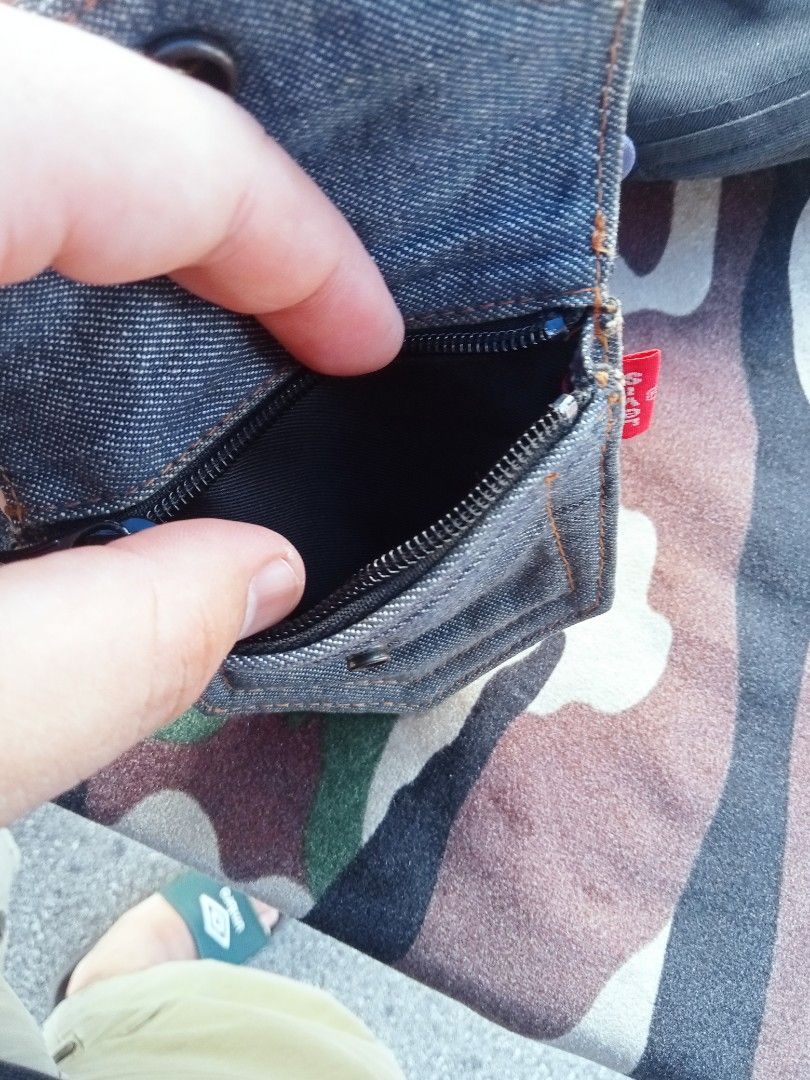 Levis coin 2025