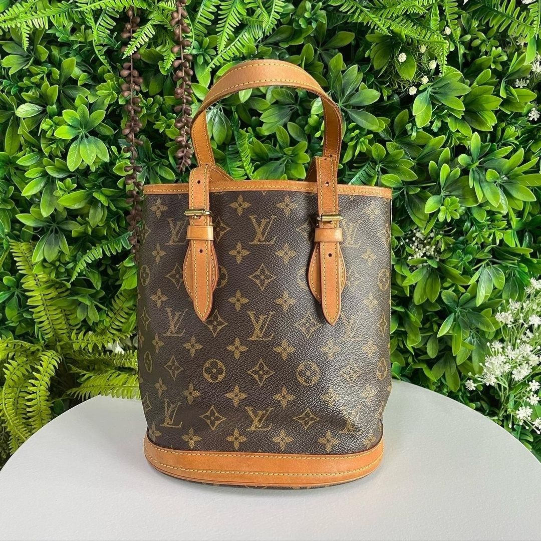 LV Epi Leather Bucket Bag, Luxury, Bags & Wallets on Carousell