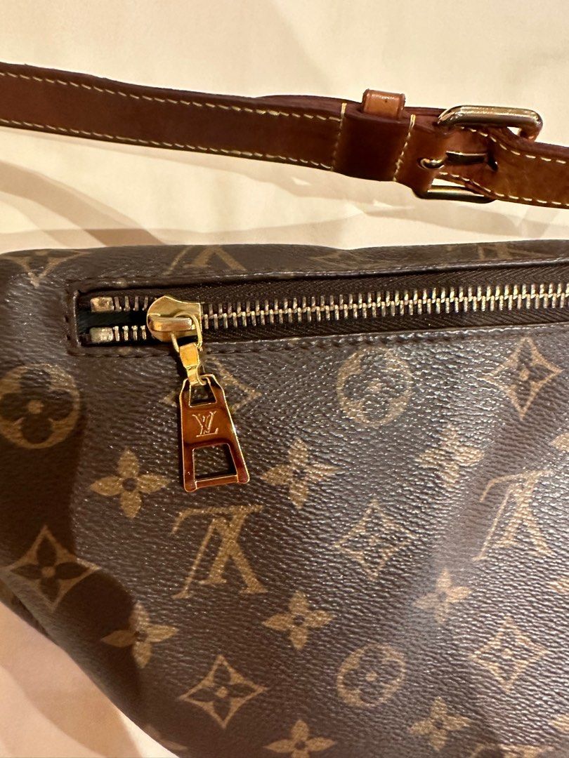 Pre-owned Louis Vuitton Bum Bag / Sac Ceinture Leather Crossbody Bag In  Brown