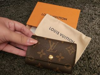Authentic Louis Vuitton LV Monogram Key Pouch M62650, Luxury, Bags
