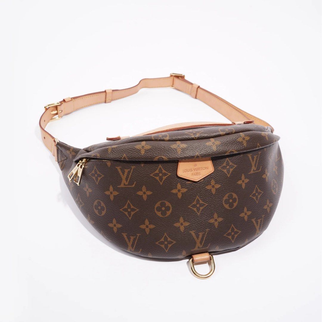 Vuitton online bum bag