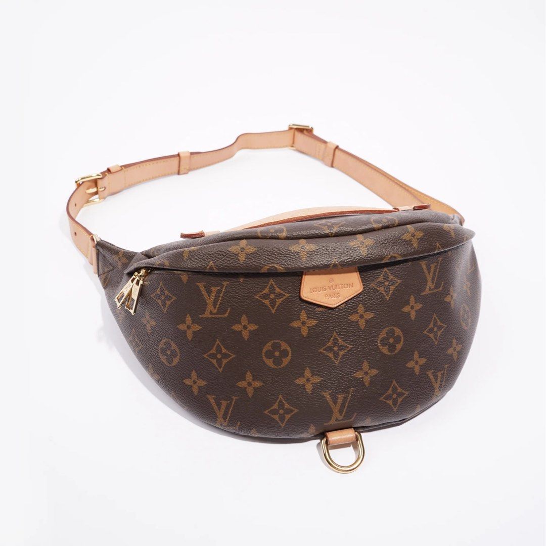 Pre-owned Louis Vuitton Bum Bag / Sac Ceinture Leather Clutch Bag In Brown