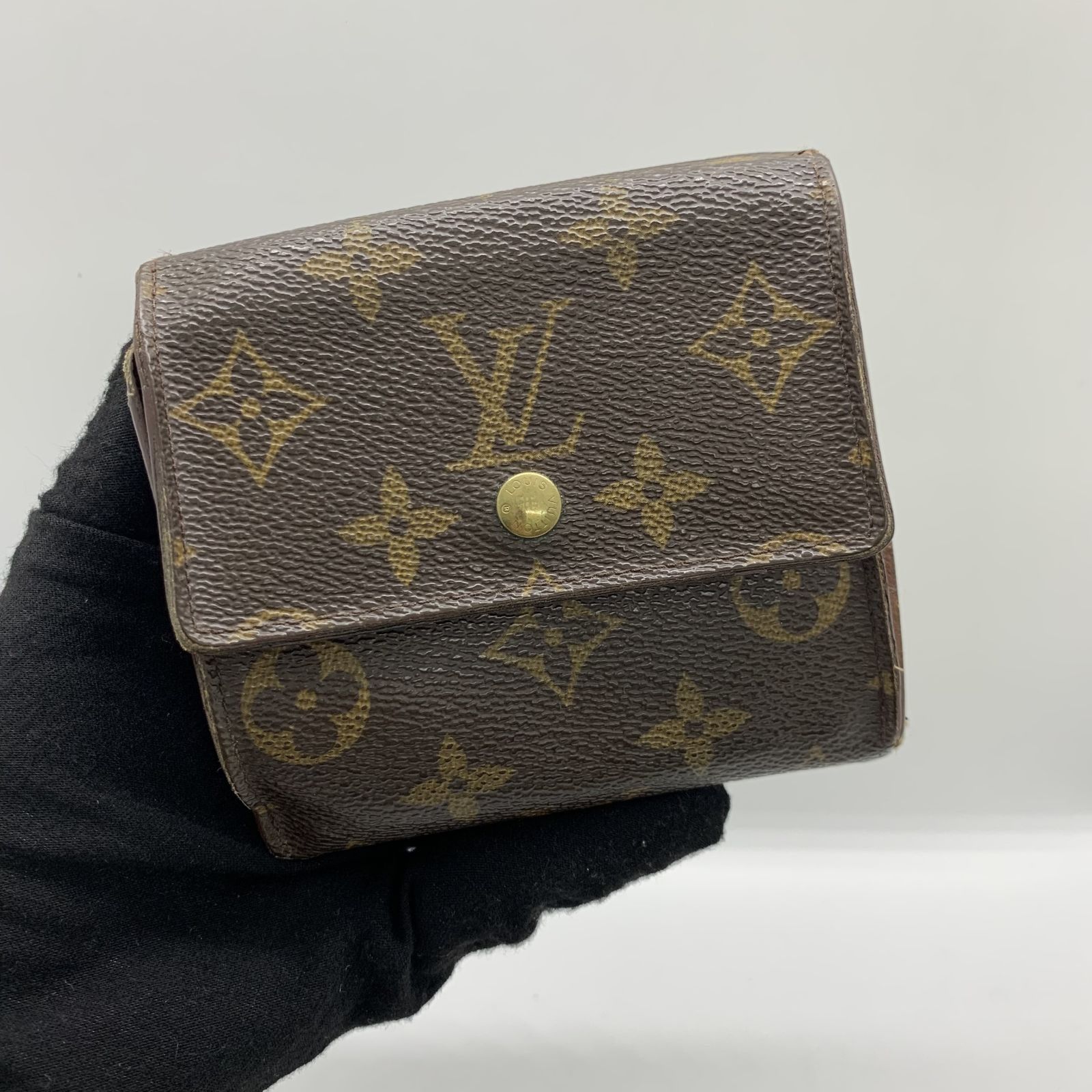 Authentic Louis Vuitton Monogram Portefeiulle Elise Trifold Wallet, Luxury,  Bags & Wallets on Carousell