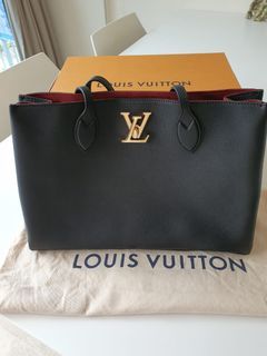 Louis Vuitton Monogram Denim Neo Cabby Mm Bleu Tote Bag, Luxury, Bags &  Wallets on Carousell