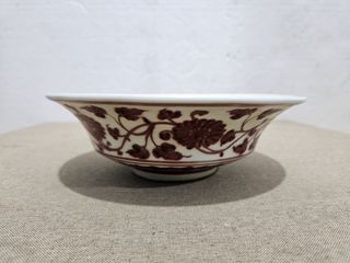 Mangkuk Ming Xuande Merah