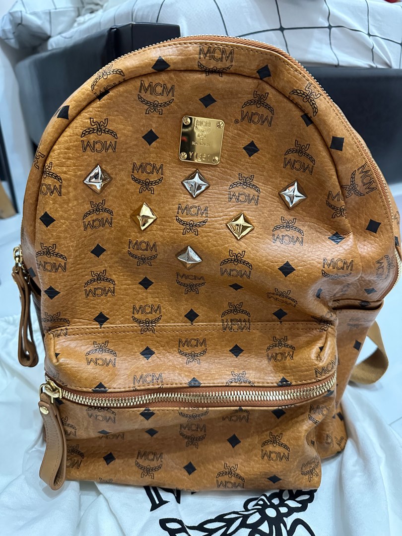 MCM BACKPACK Luxury Bags Wallets on Carousell
