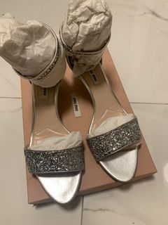 （分類：）位於 。 由 mejql 提交（商品編號 1259377154，圖片 1）。簡介： 。
