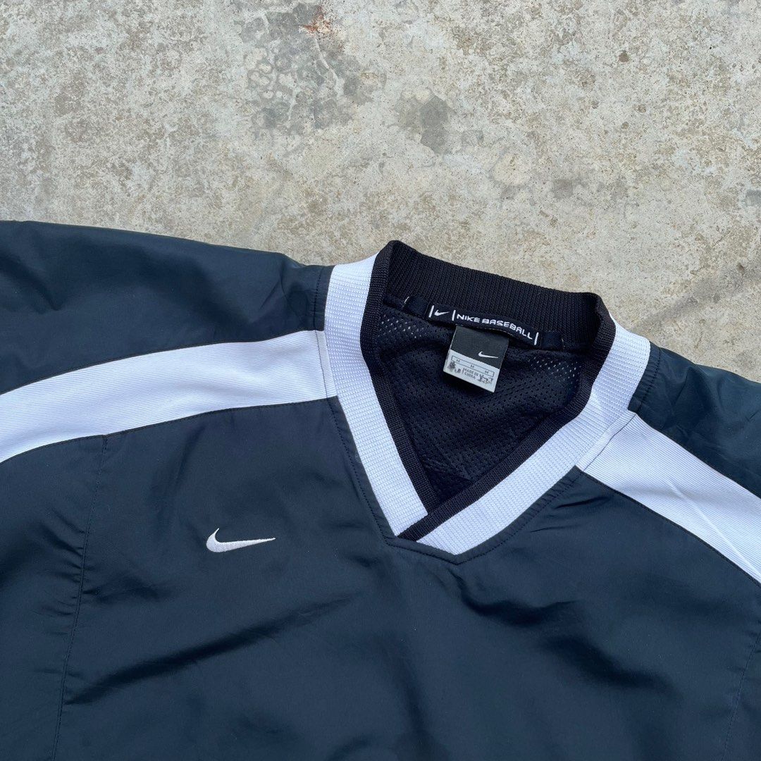 Nike baseball sweater top