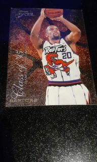 【收藏品】二手 NBA浮雕球員卡

1995暴龍隊

史陶德邁爾 DAMON STDUDAMIRE


附保護套一個