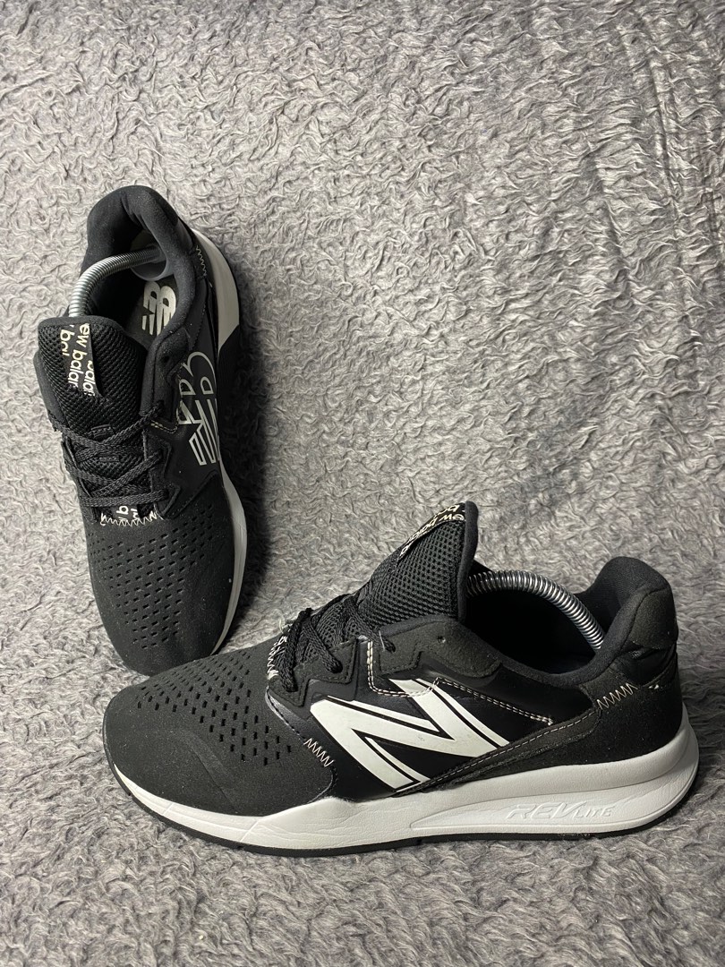 New balance top 1100 black