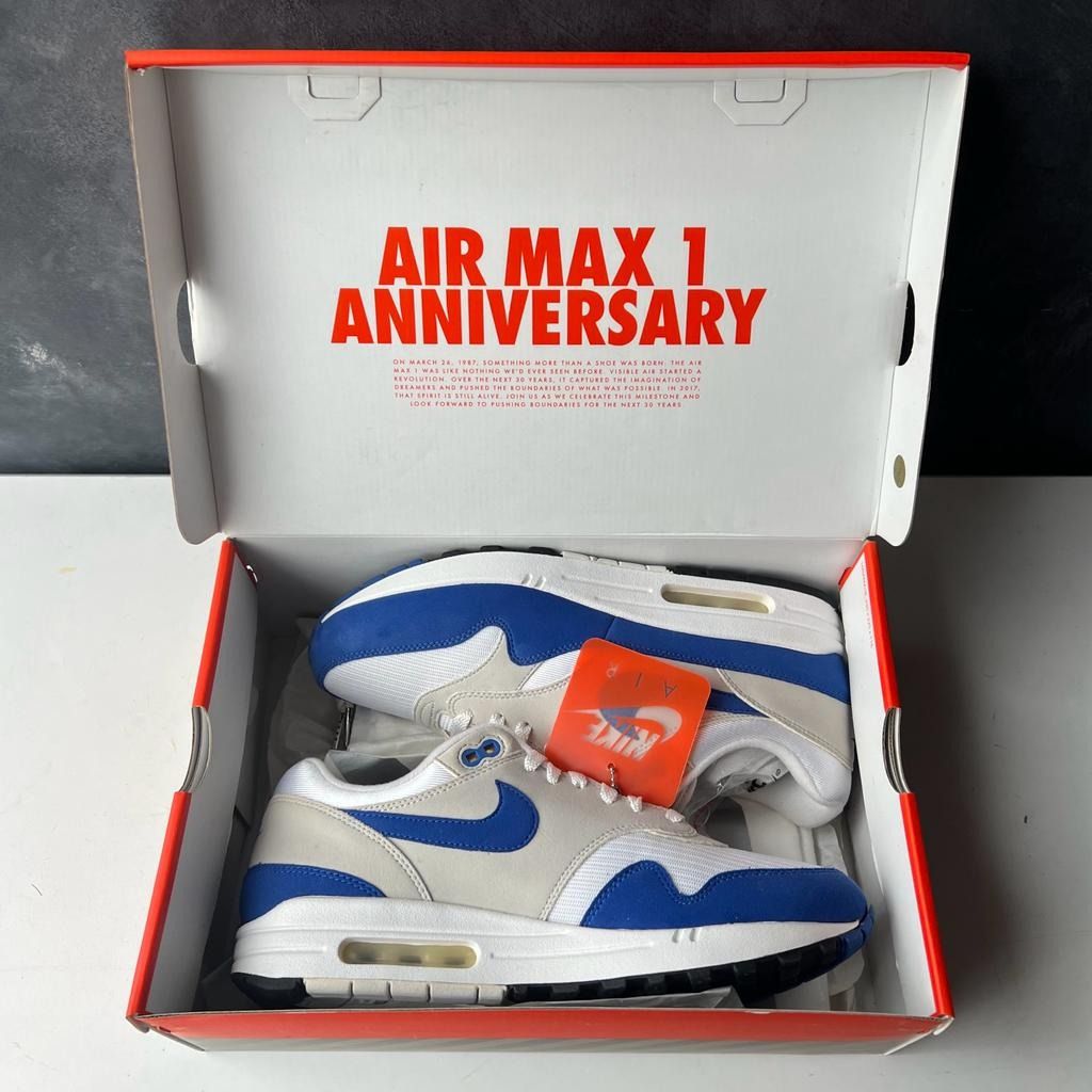 Am1 anniversary blue hotsell