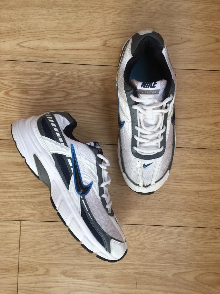 Nike initiator white obsidian, Fesyen Pria, Sepatu , Sneakers di Carousell