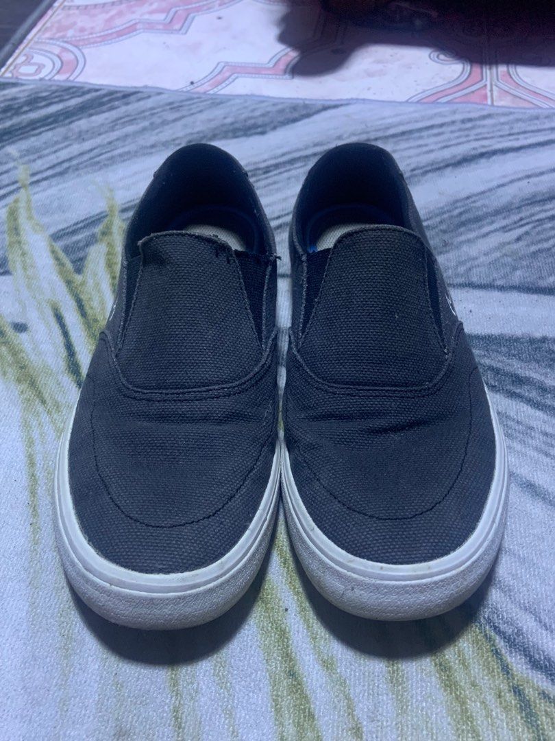 mens nike sb slip ons