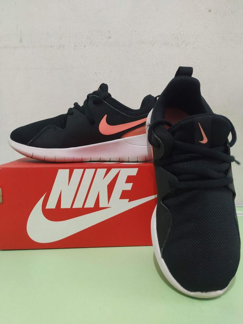Nike hotsell tessen kids